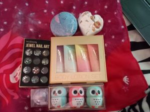 My gifts from Kelly!